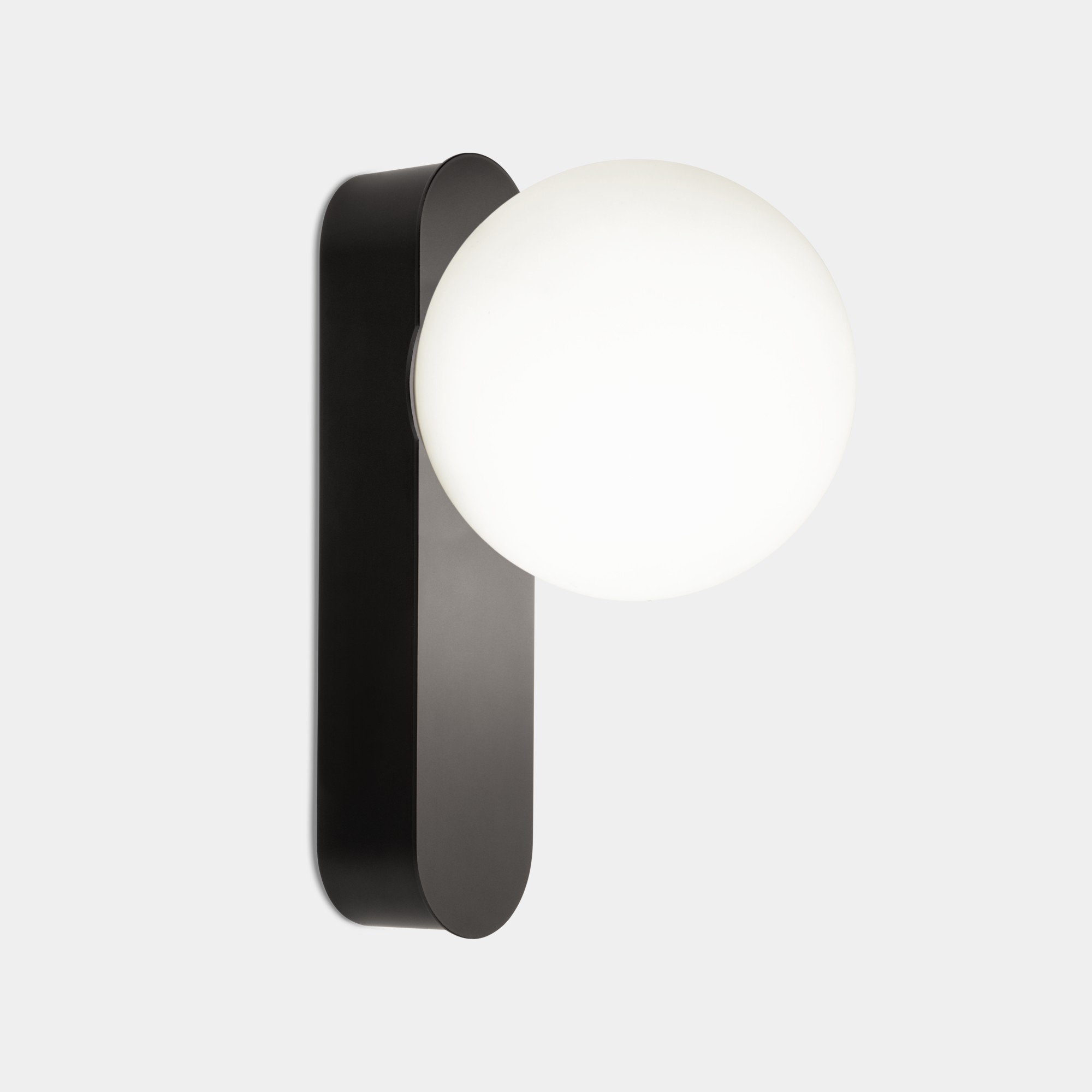 PERLINA IP44 wall lamp