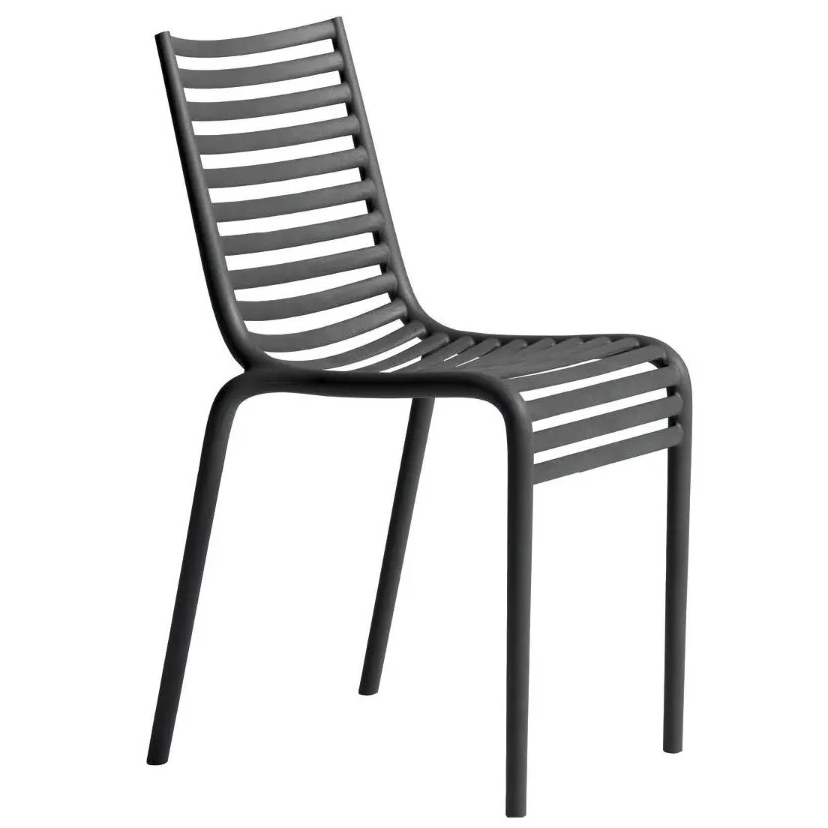 σκούρο γκρι